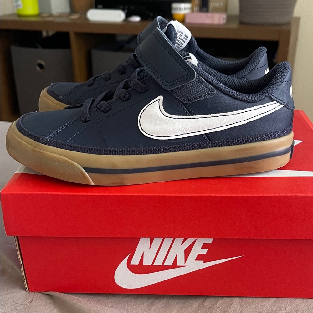 Nike Kids Dark Blue and White Blazer Sneakers like new worn once